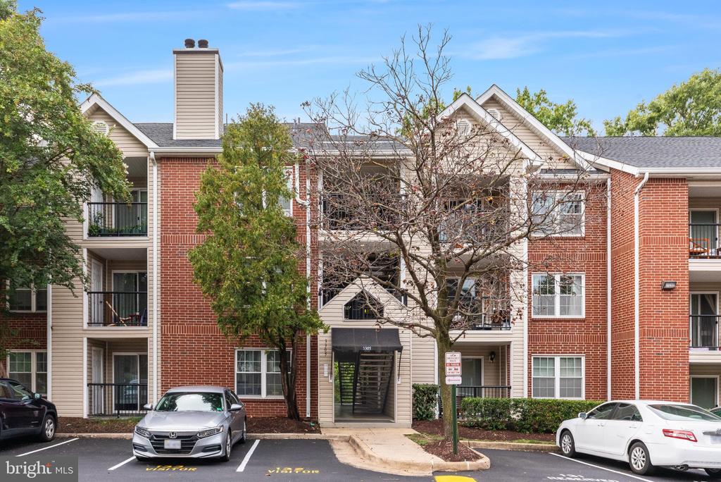 3305 WYNDHAM CIRCLE Unit: 354