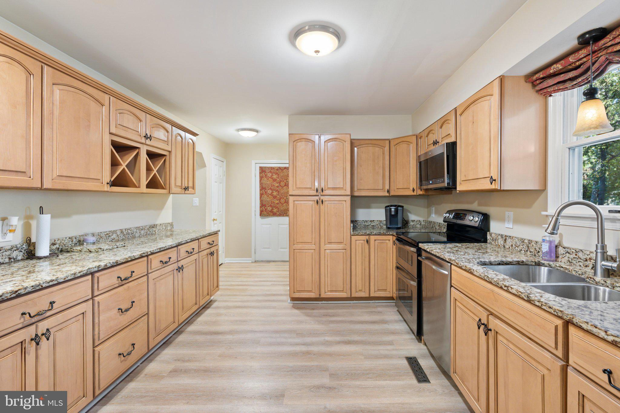 114 Bell Haven CIRCLE
