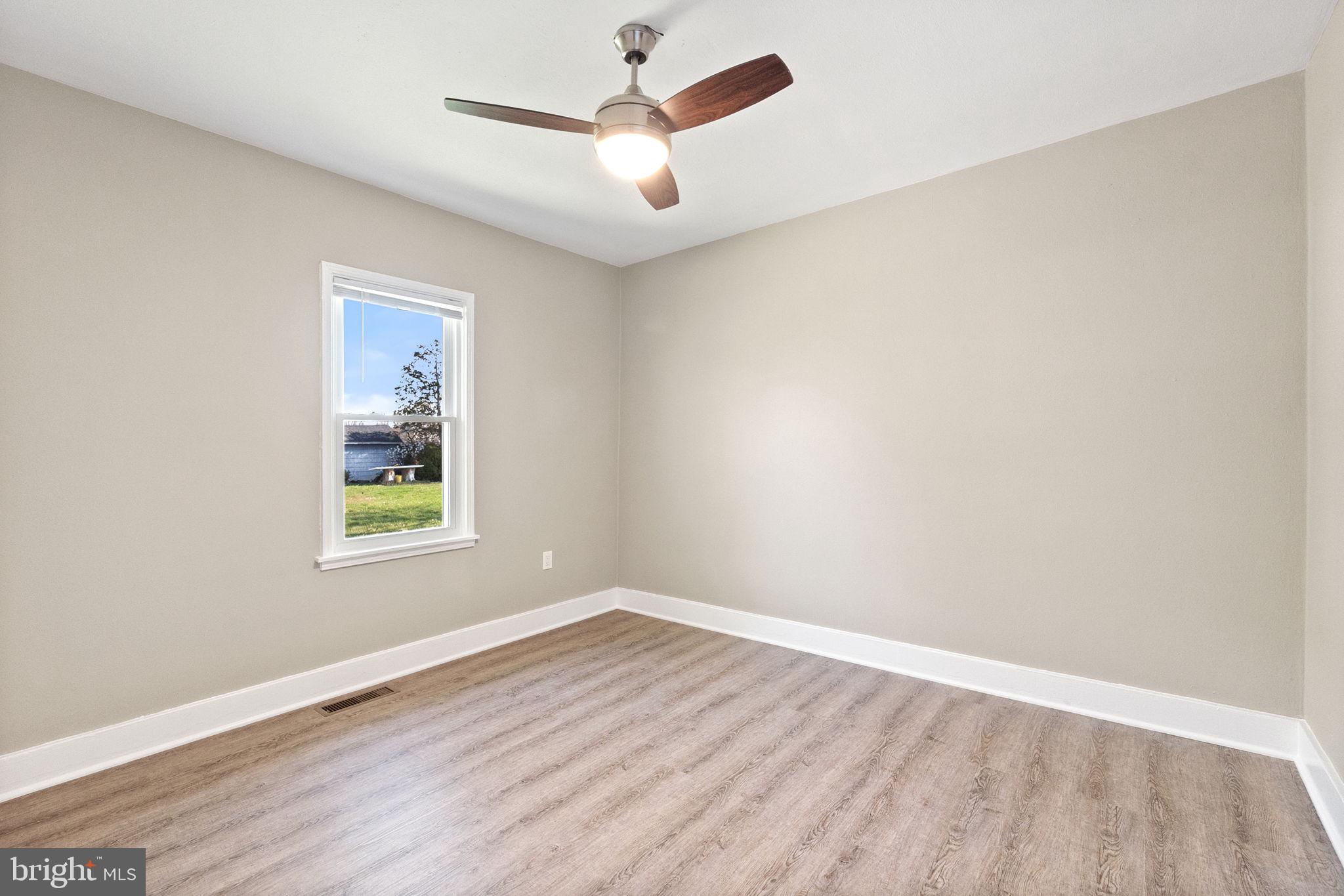 152 Denny Ln
