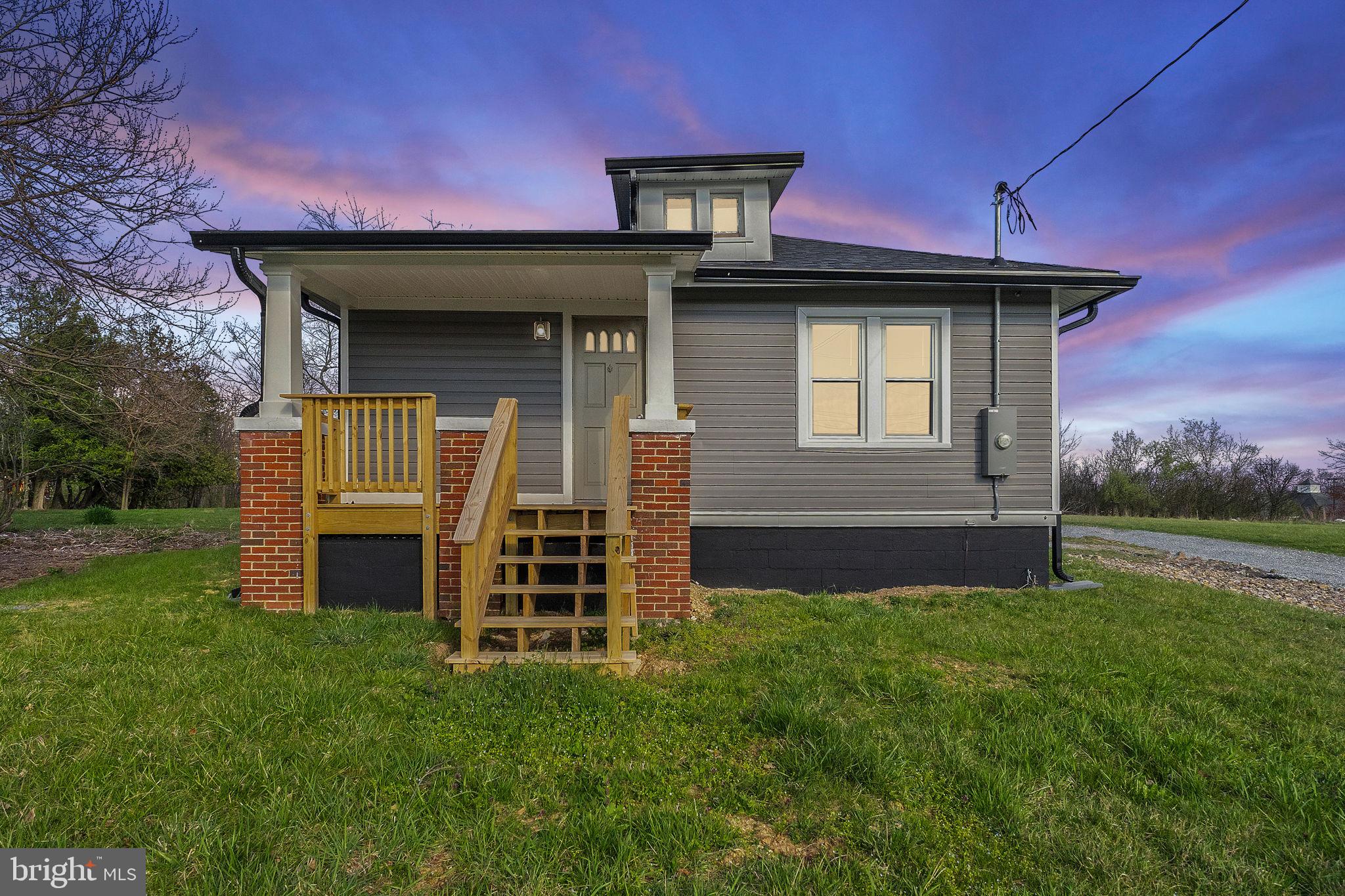 152 Denny Ln