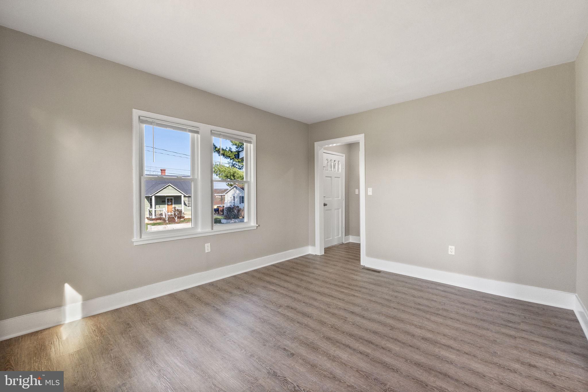 152 Denny Ln