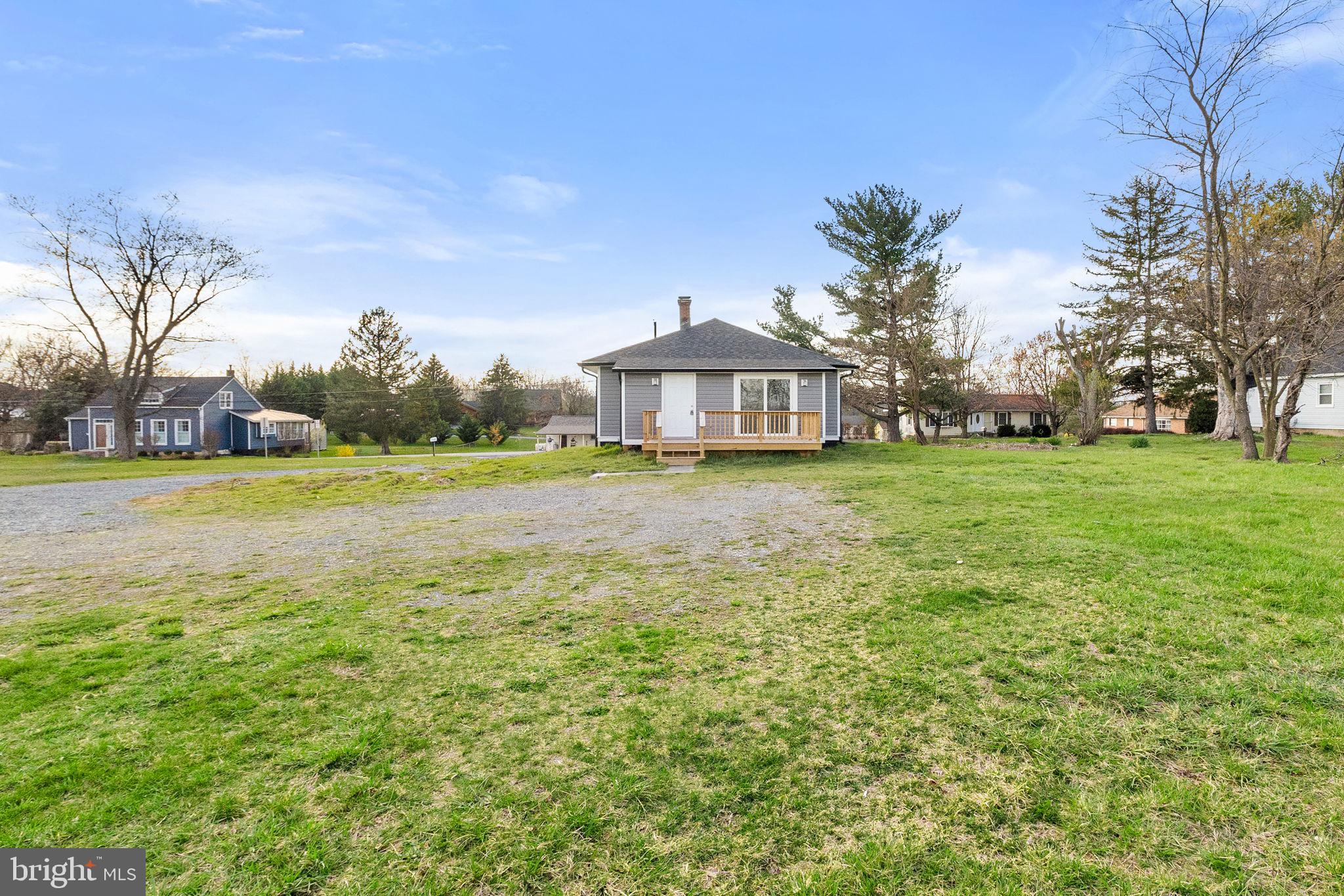 152 Denny Ln