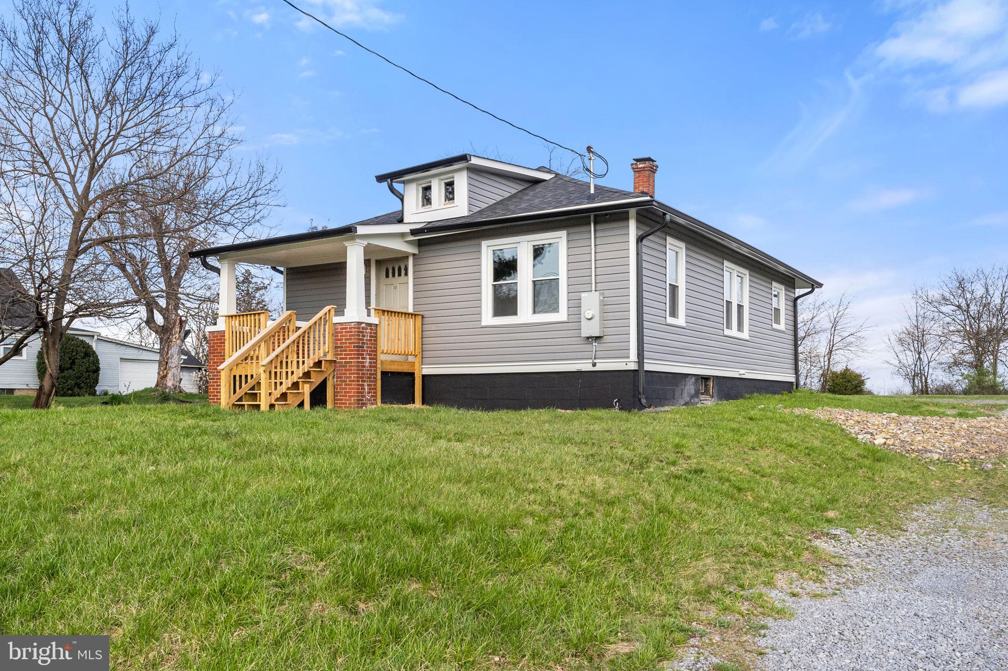 152 Denny Ln