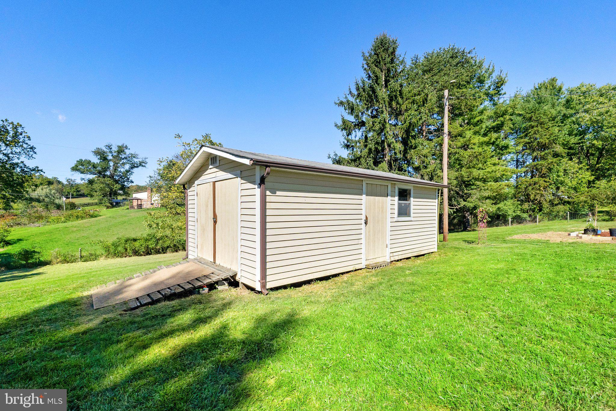 173 Sanctuary Dr