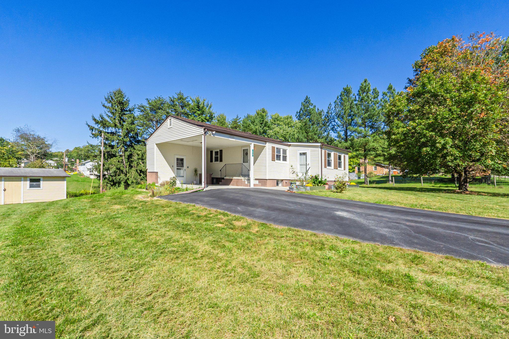 173 Sanctuary Dr