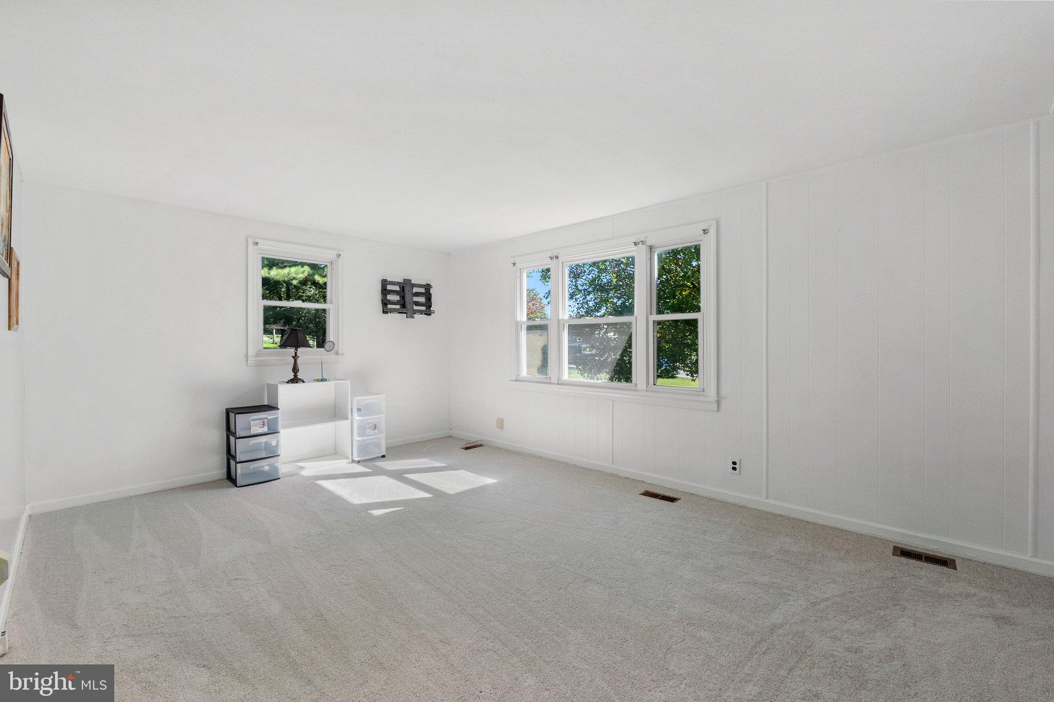 173 Sanctuary Dr