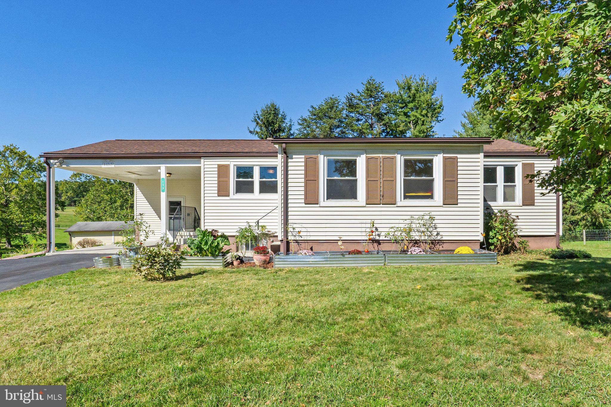 173 Sanctuary Dr