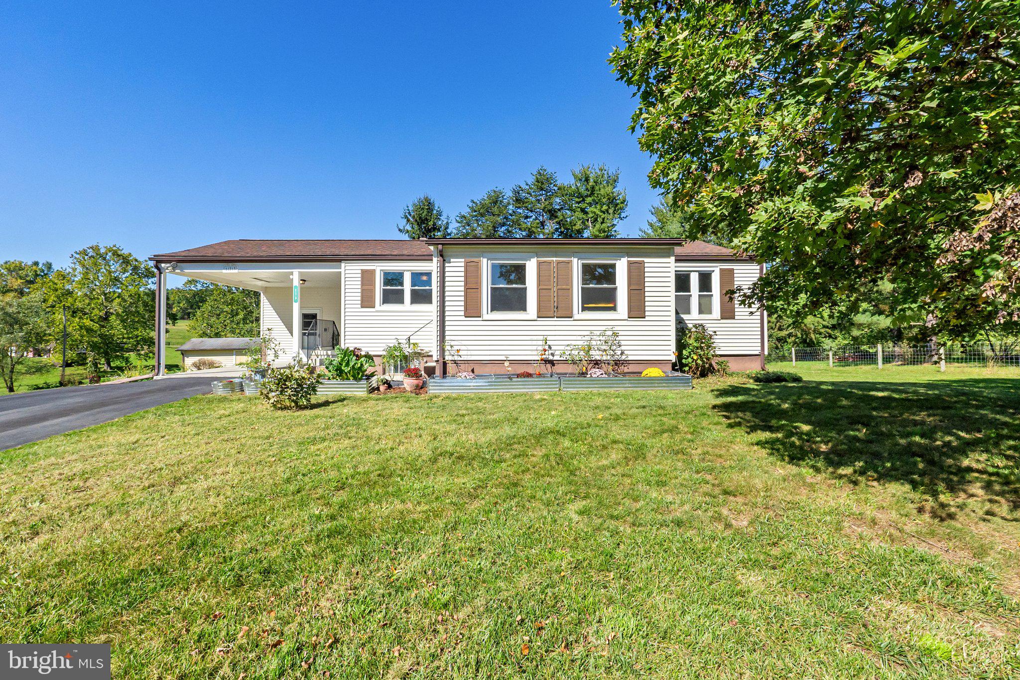 173 Sanctuary Dr