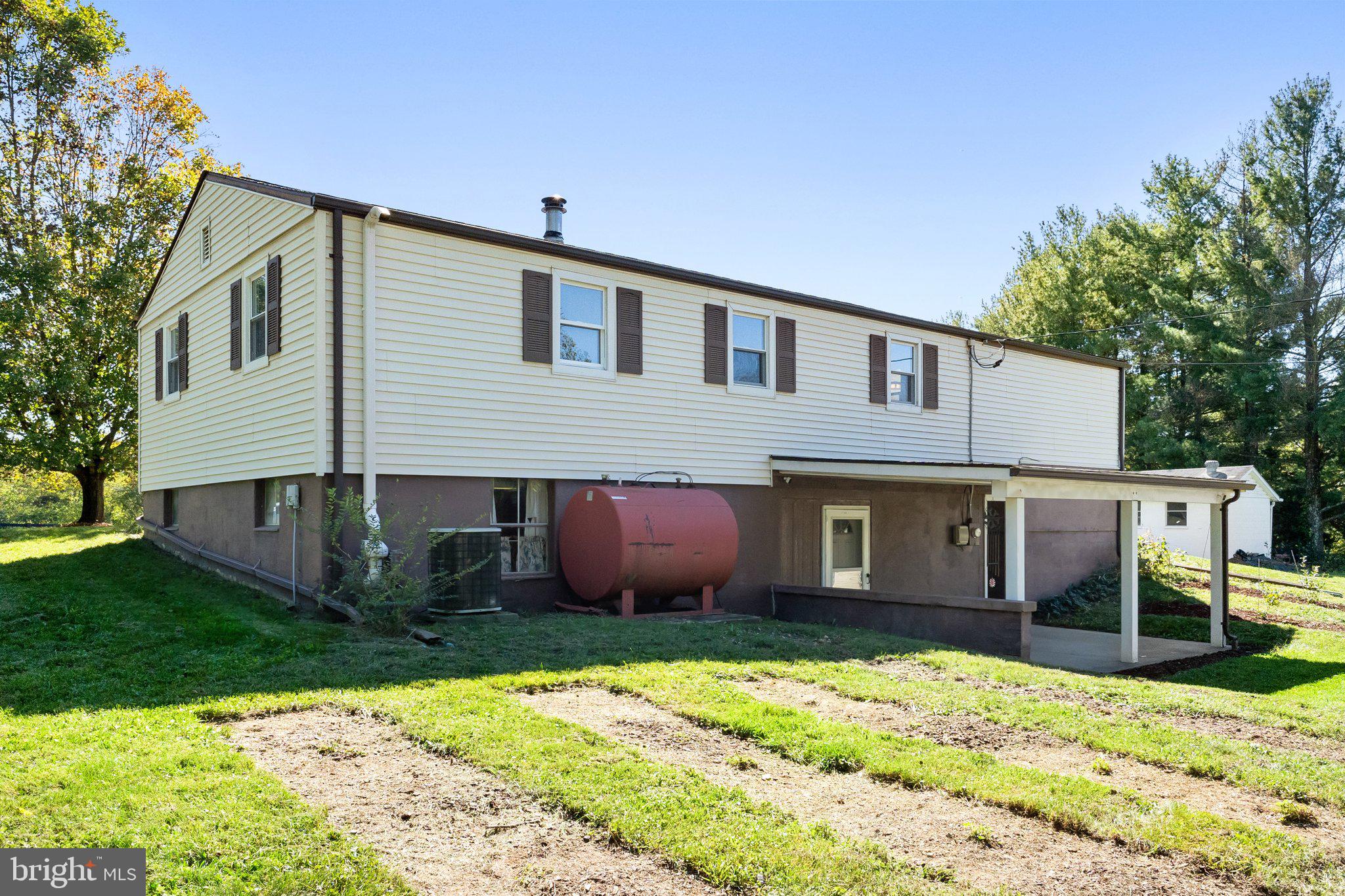 173 Sanctuary Dr