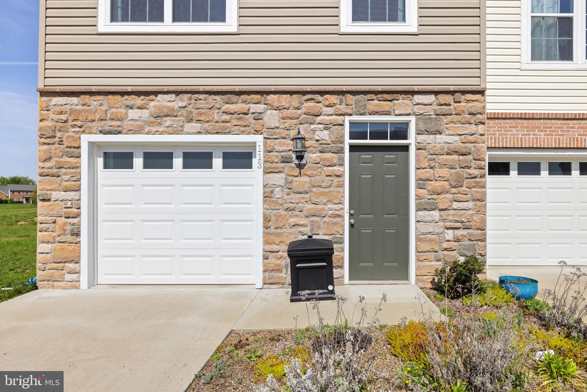 113 Brockham Ct #Unit #7