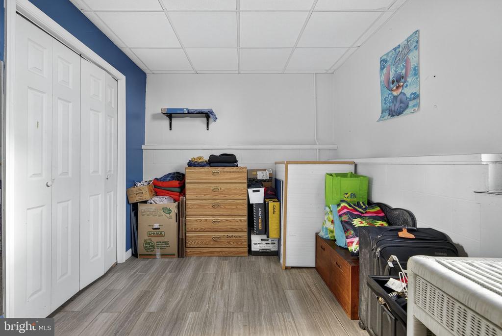 2425 THIRD STREET