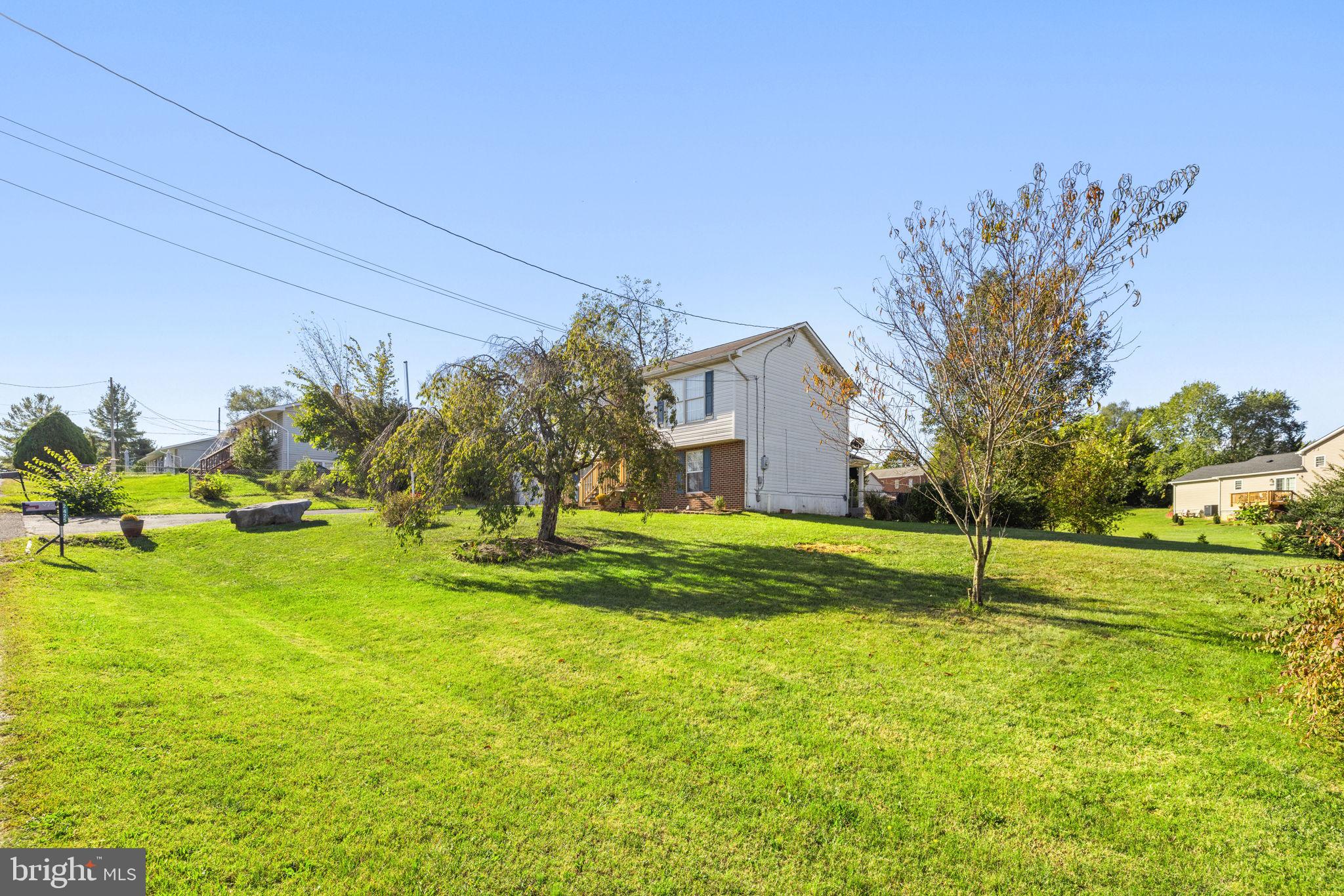 2425 THIRD STREET