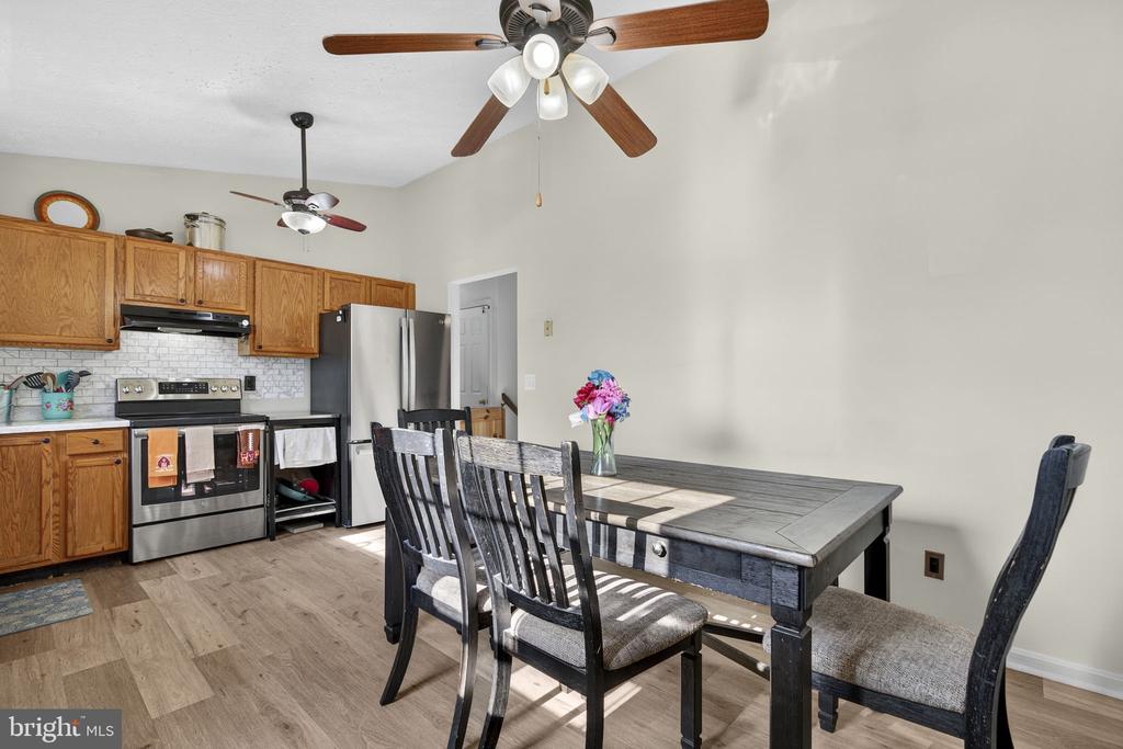 2425 THIRD STREET