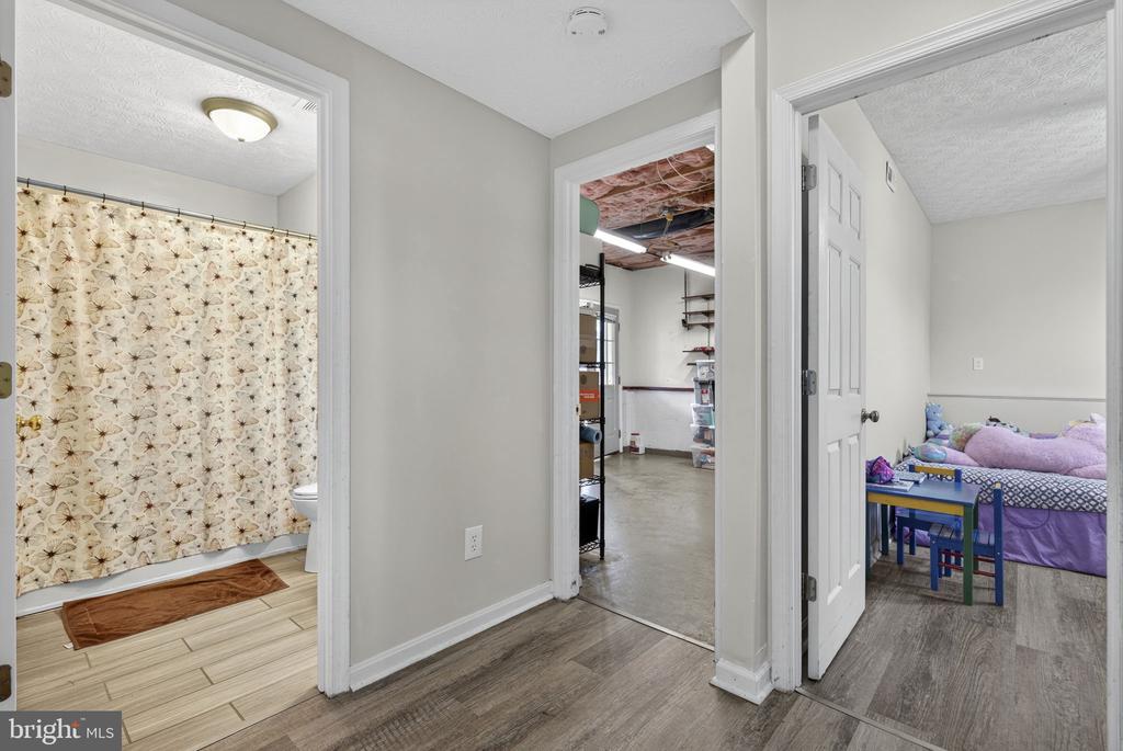 2425 THIRD STREET
