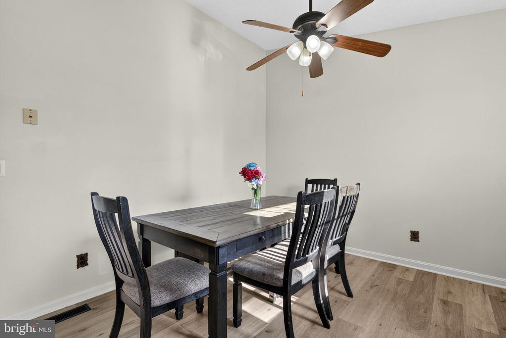 2425 THIRD STREET