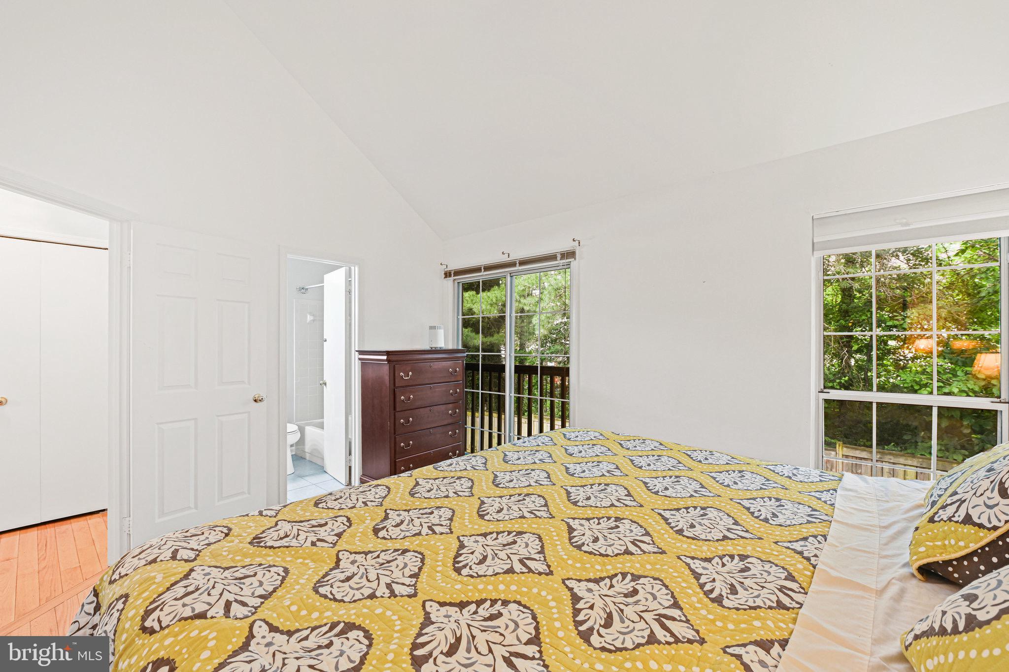 6167 Stonepath CIRCLE