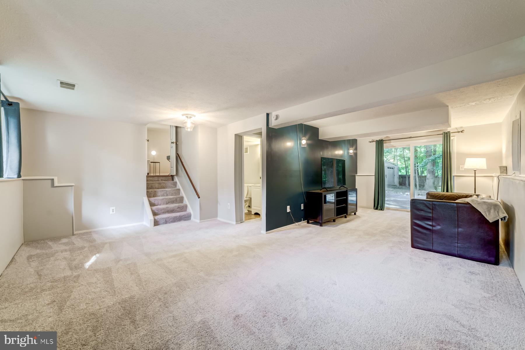 6004 Windward DRIVE