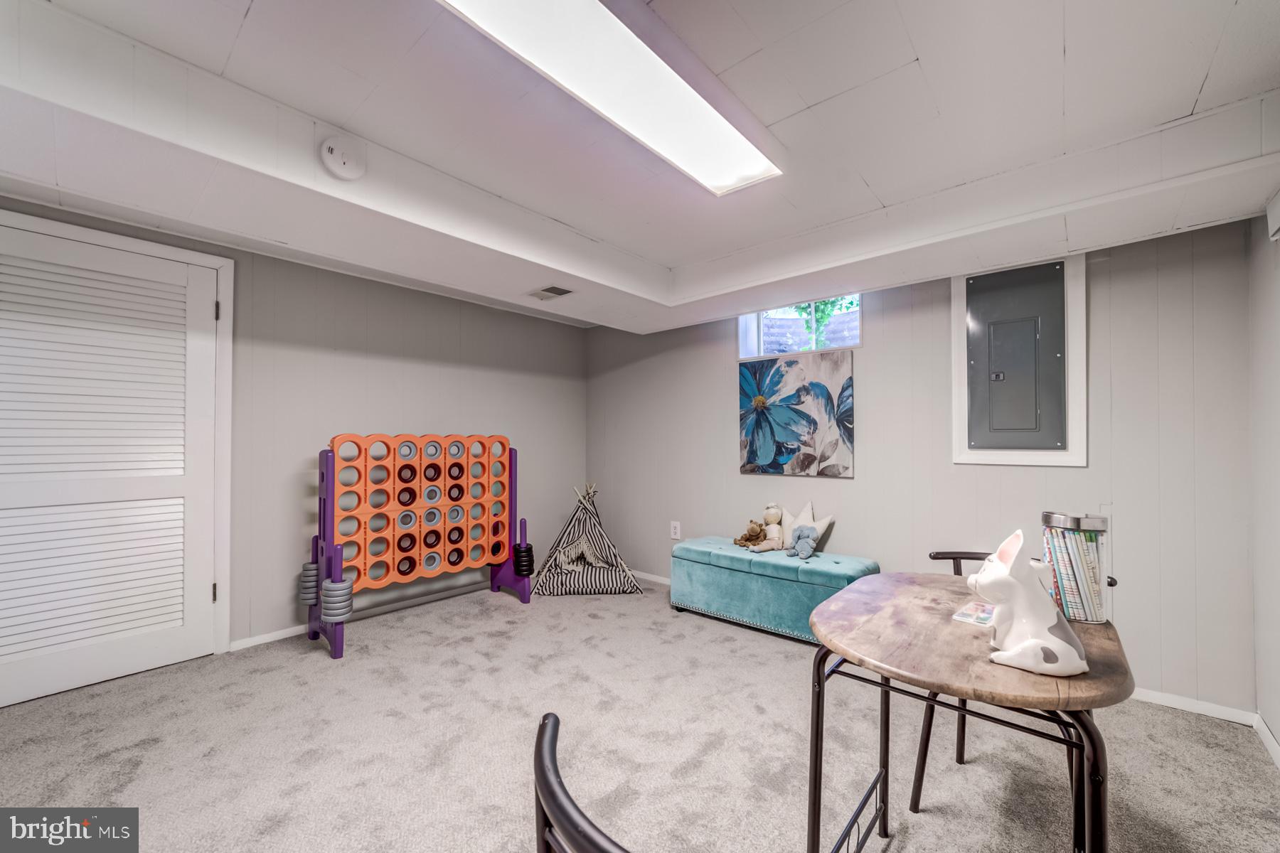 2620 Shelby COURT