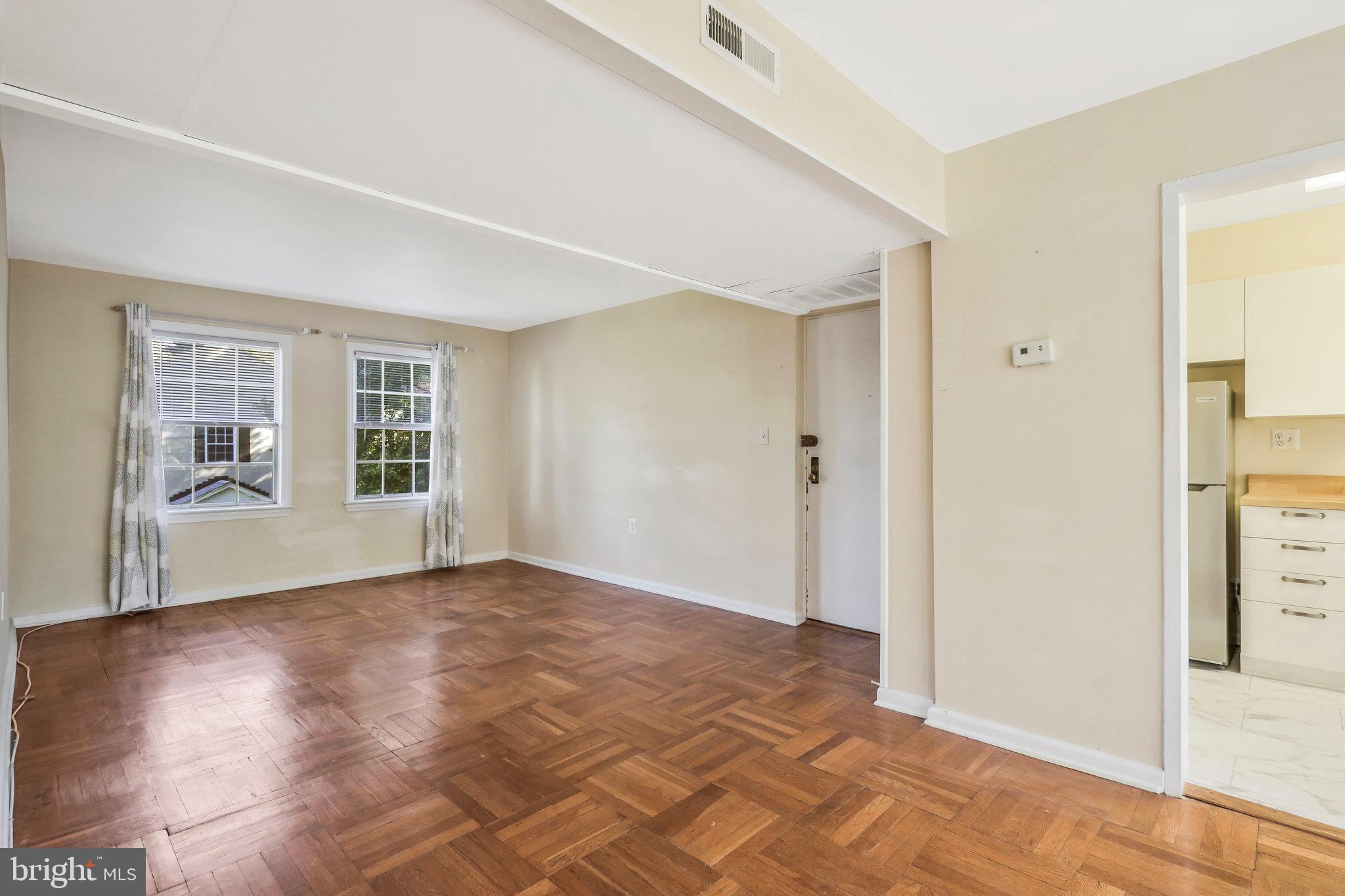 6509 10th STREET Unit: B2