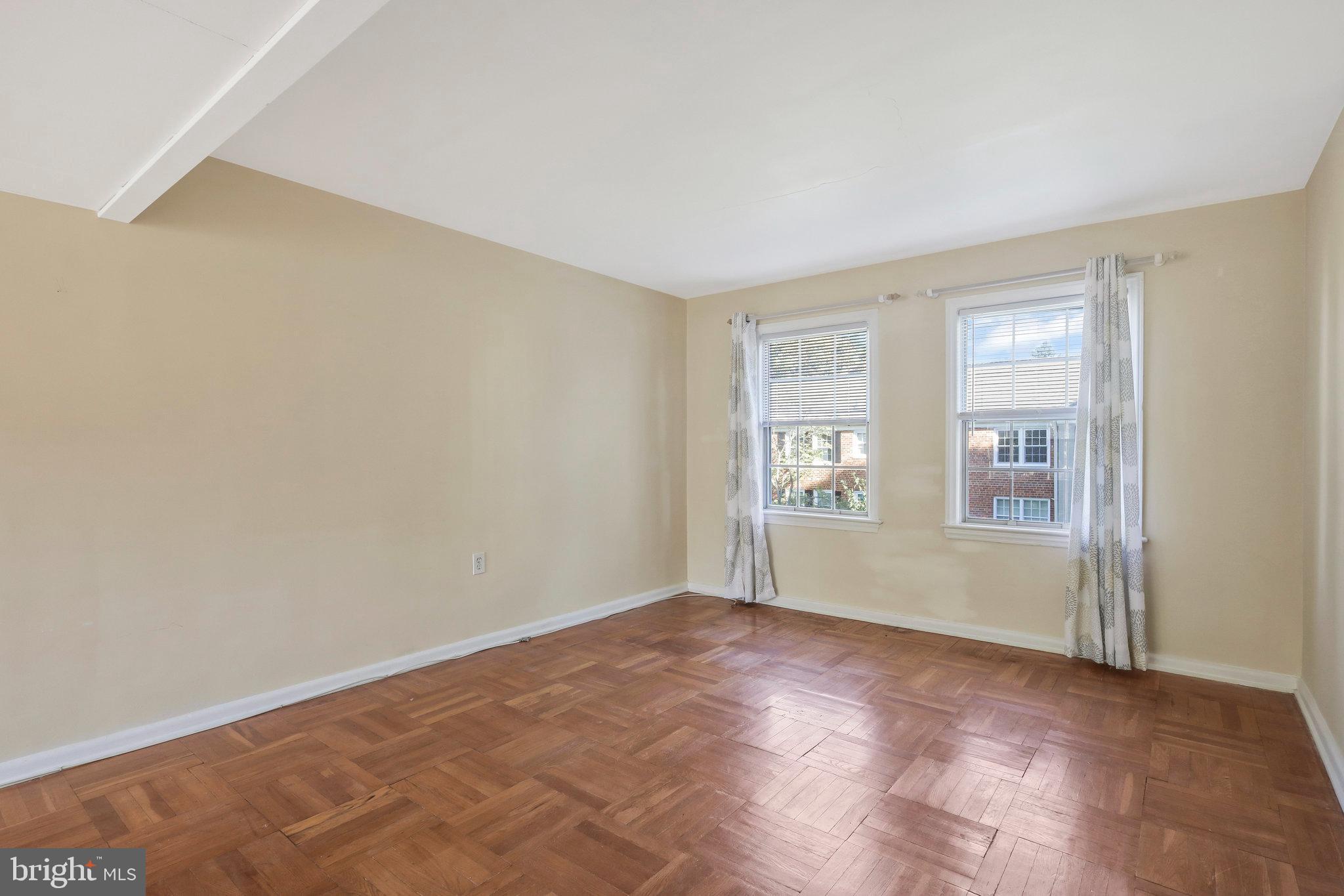 6509 10th STREET Unit: B2