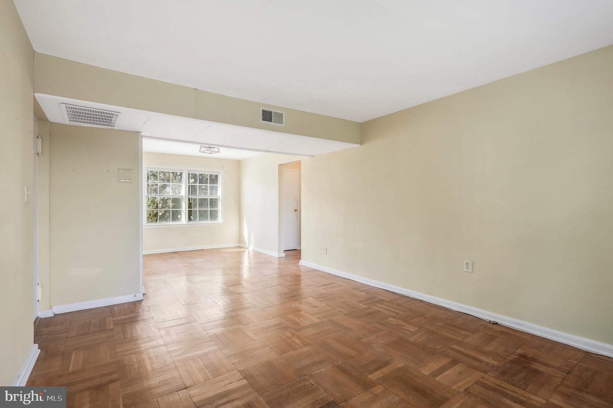 6509 10th STREET Unit: B2