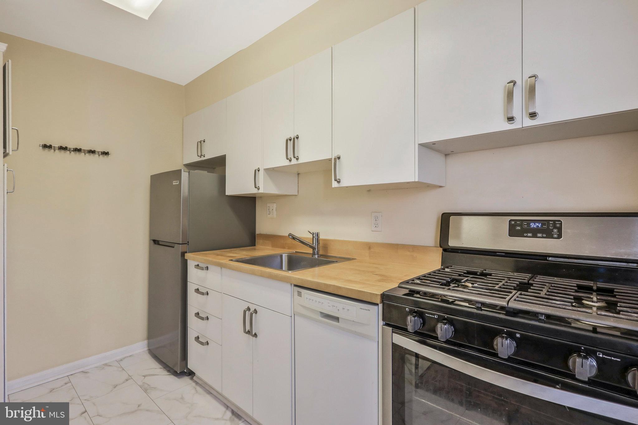 6509 10th STREET Unit: B2