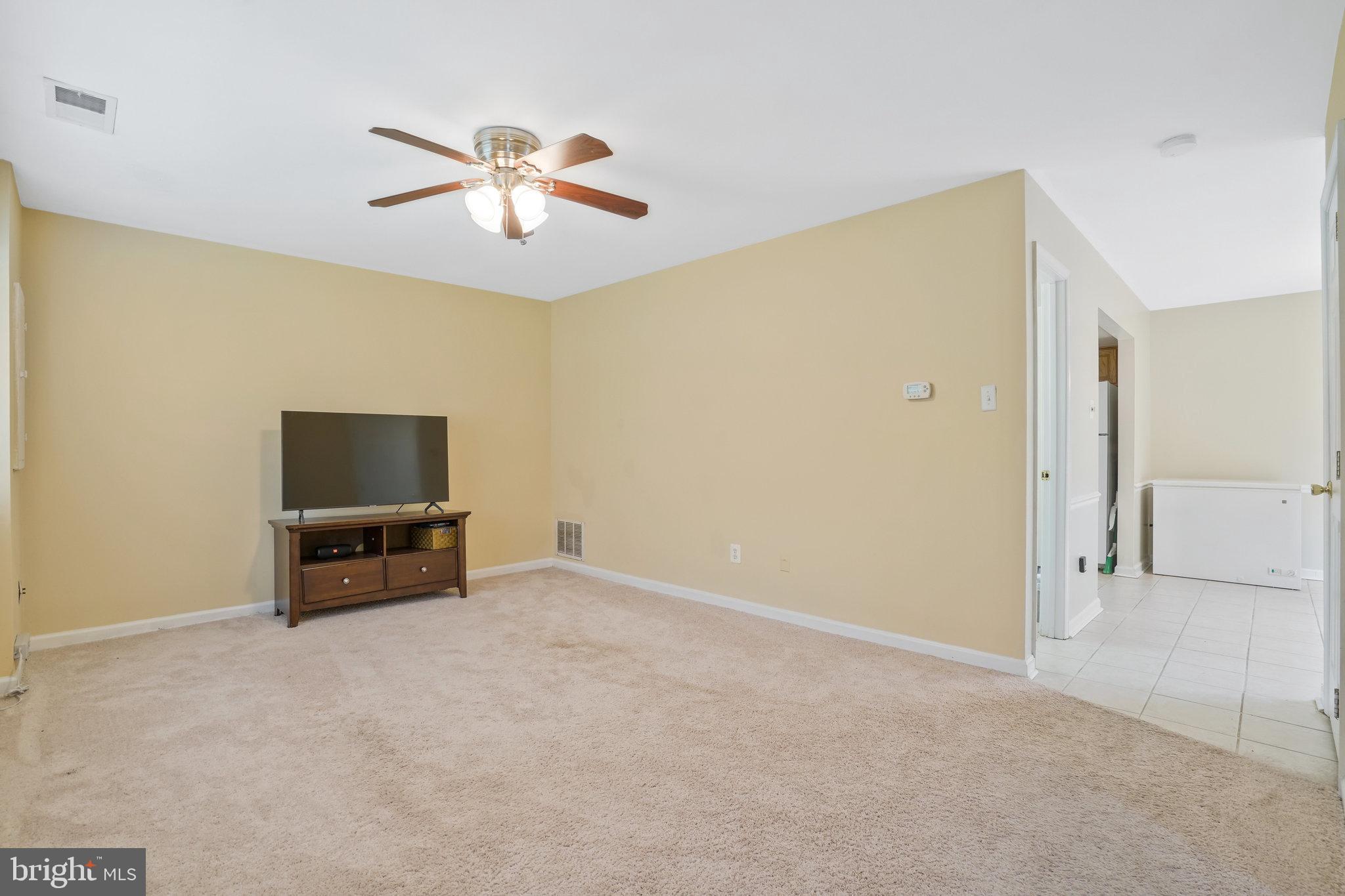 3865 Manzanita PLACE Unit: B