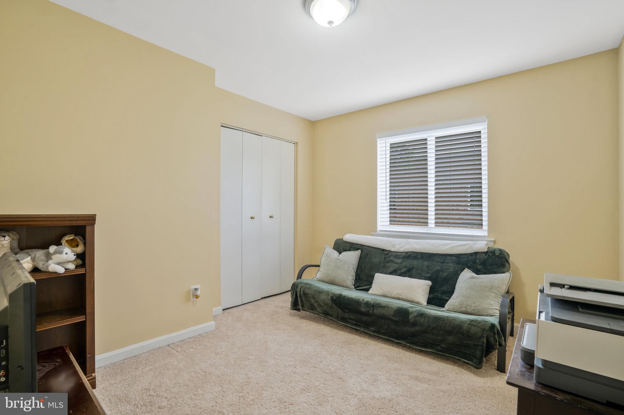 3865 Manzanita PLACE Unit: B
