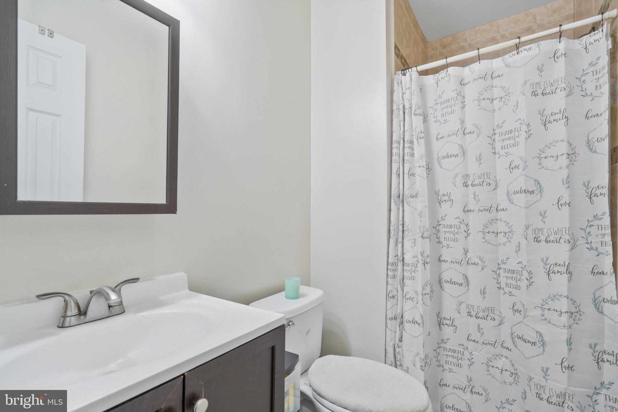 3865 Manzanita PLACE Unit: B
