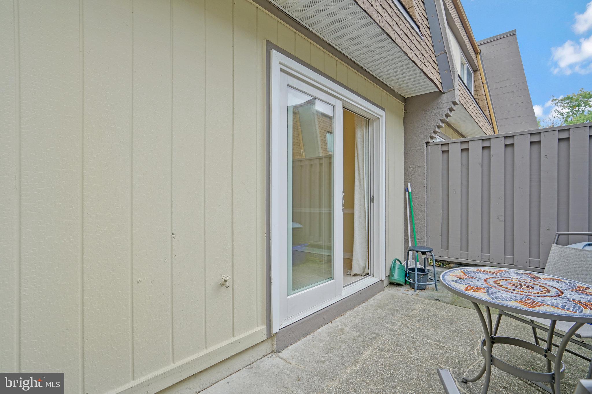 3865 Manzanita PLACE Unit: B