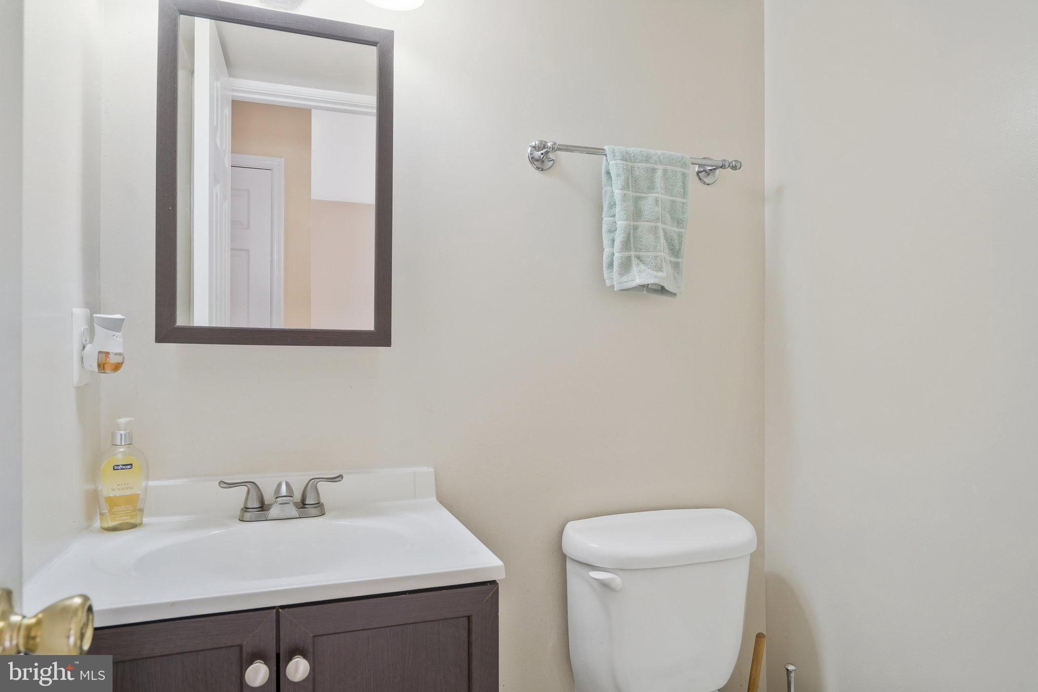 3865 Manzanita PLACE Unit: B