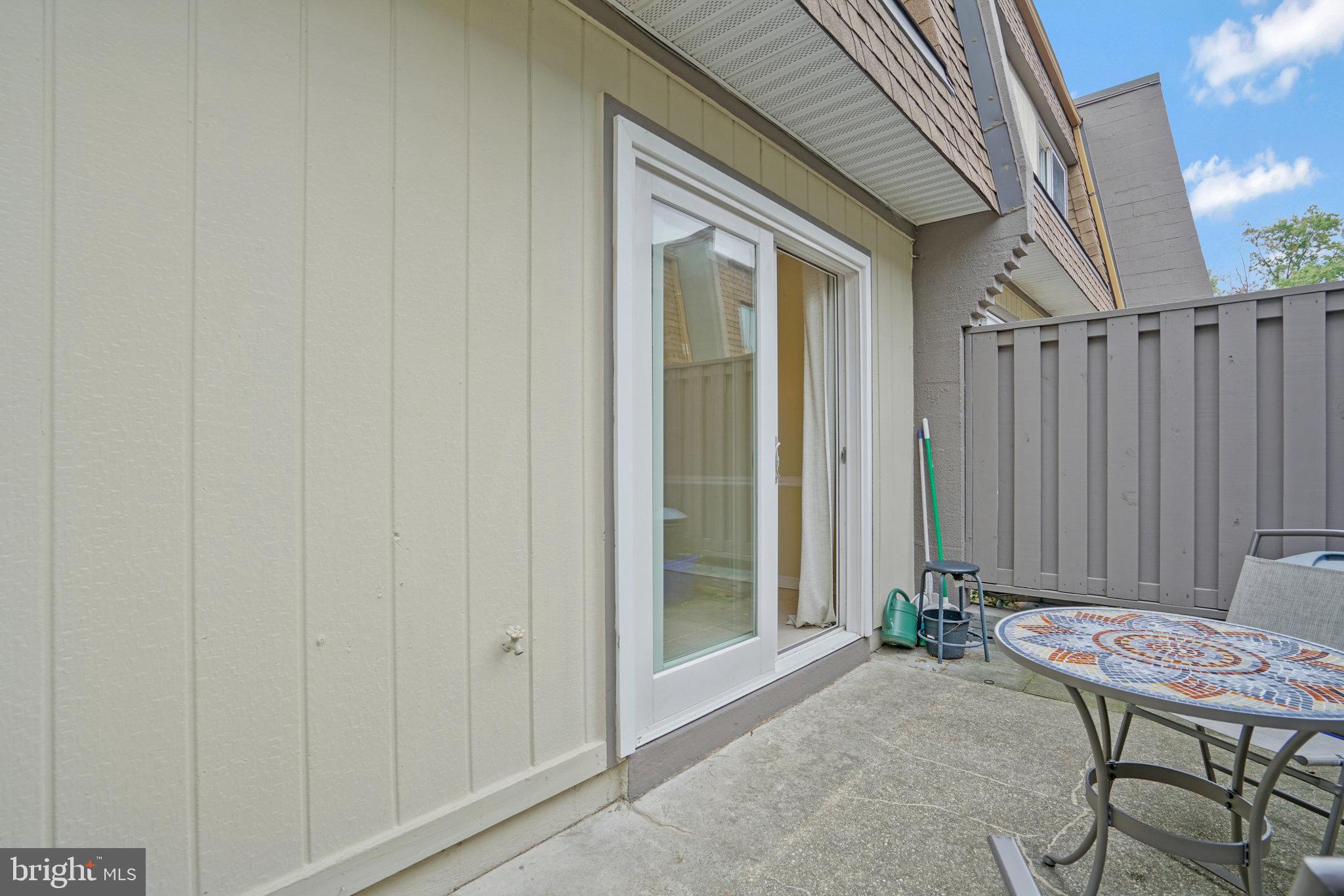 3865 Manzanita PLACE Unit: B