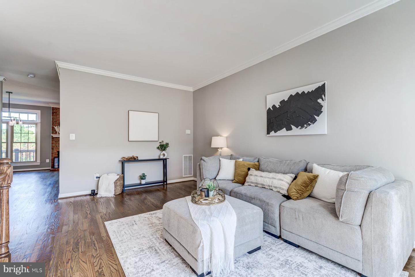 6256 Traci Joyce Ln