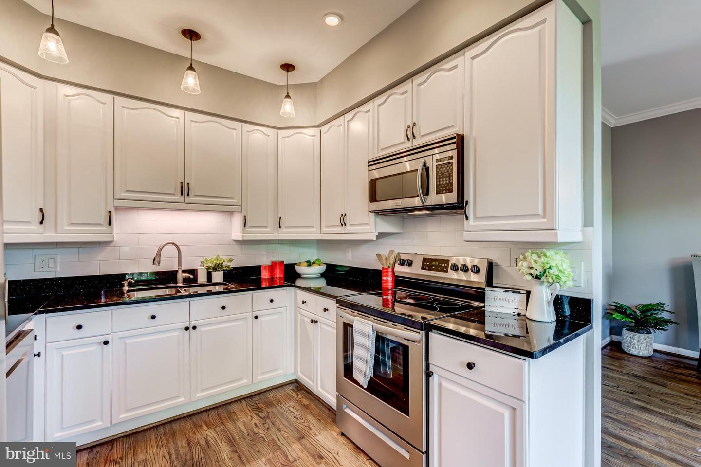 6256 Traci Joyce Ln