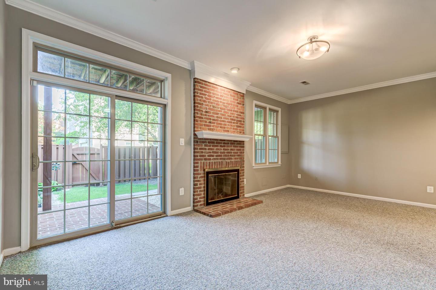 6256 Traci Joyce Ln