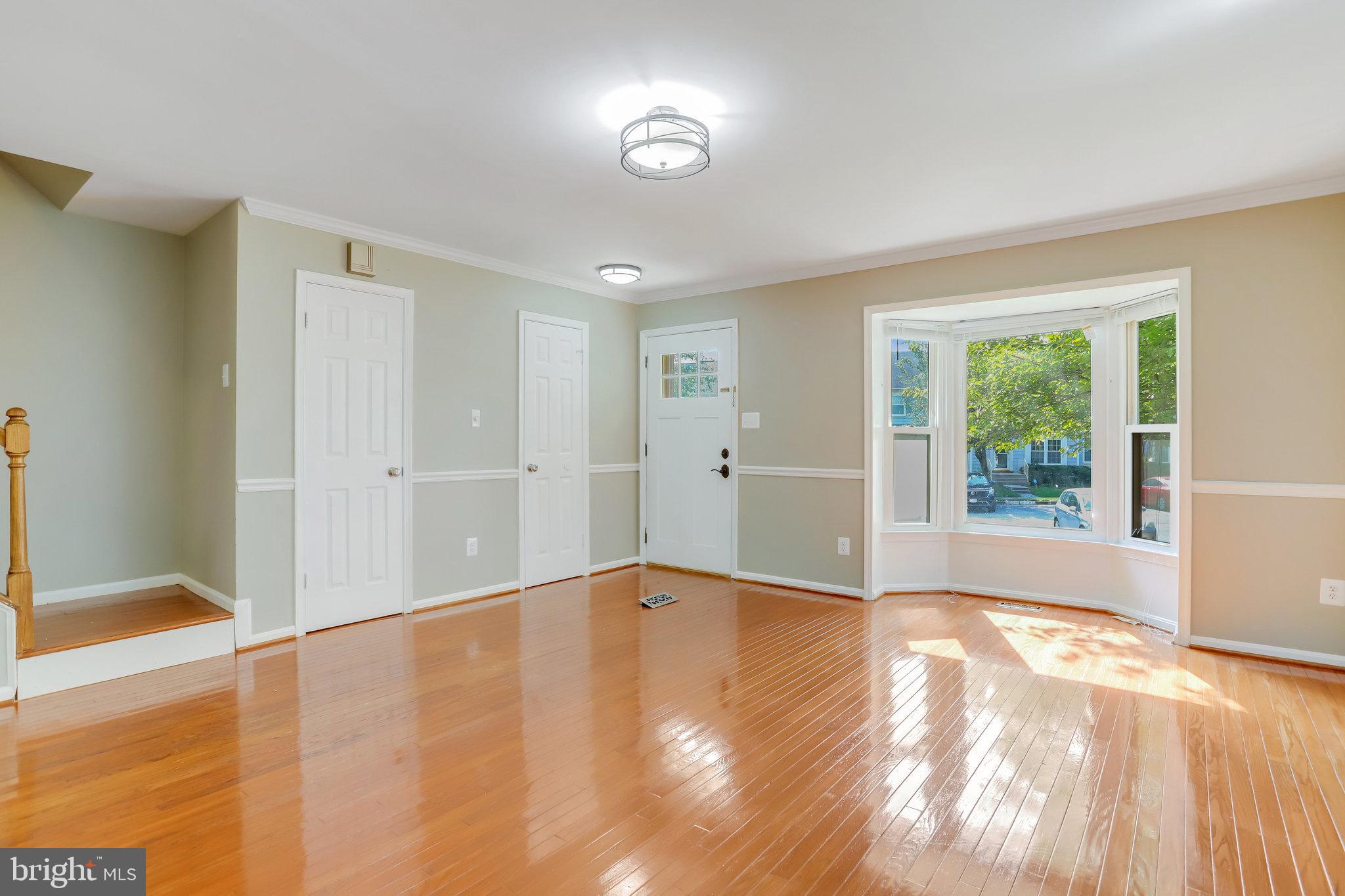 6104 OLD BRENTFORD CT