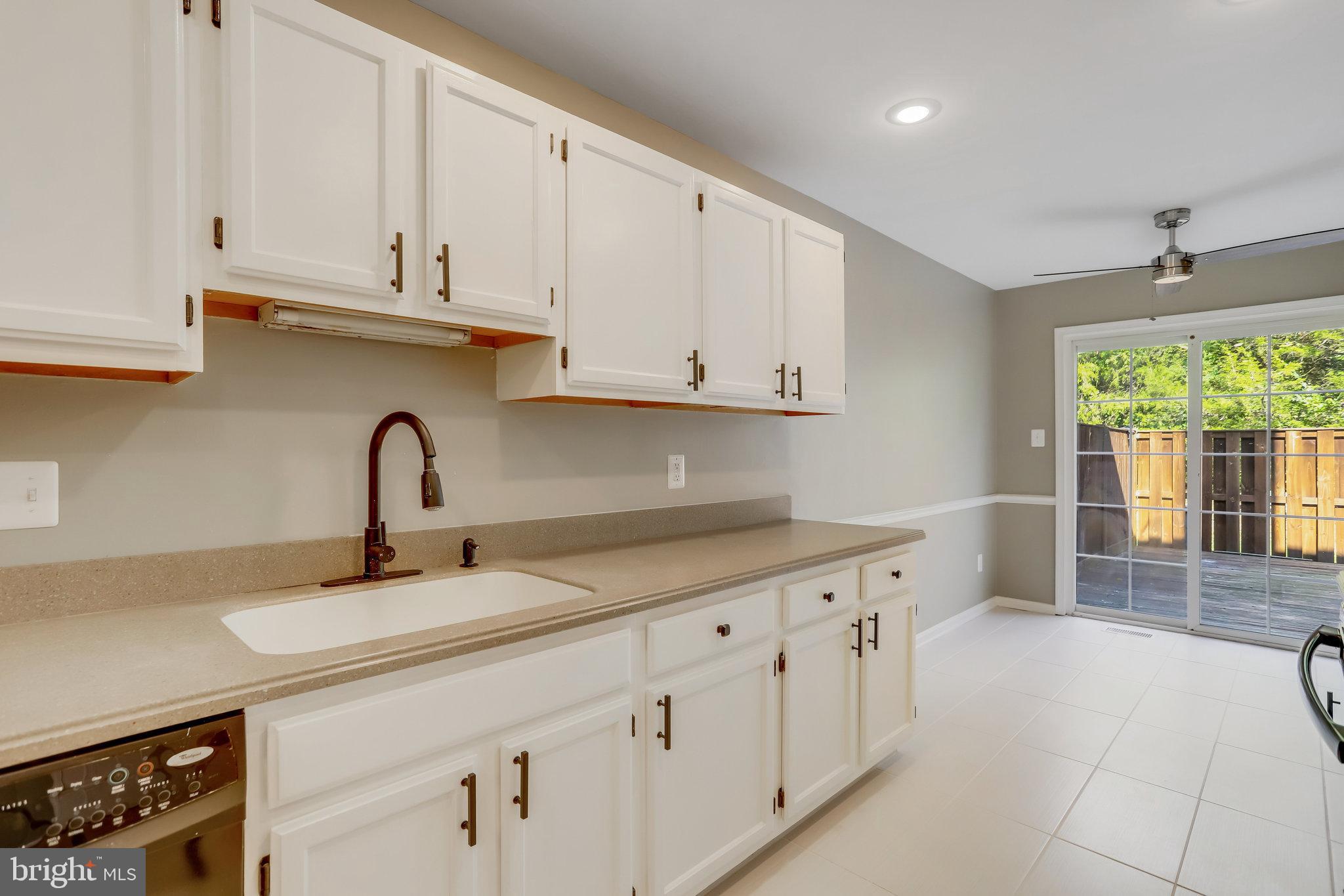 6104 OLD BRENTFORD CT