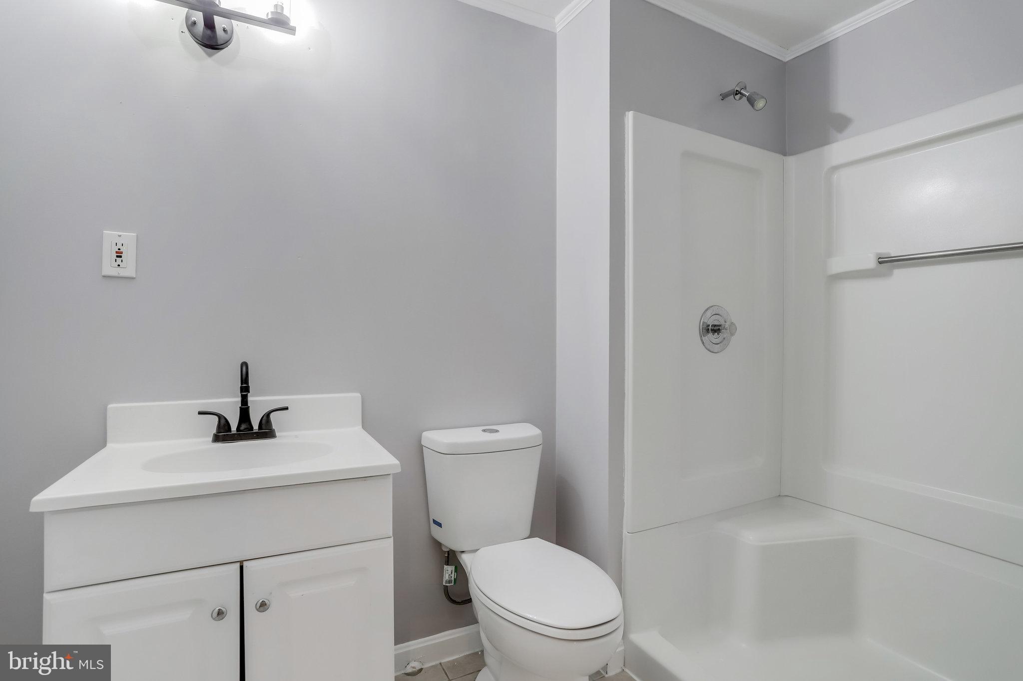 6104 OLD BRENTFORD CT