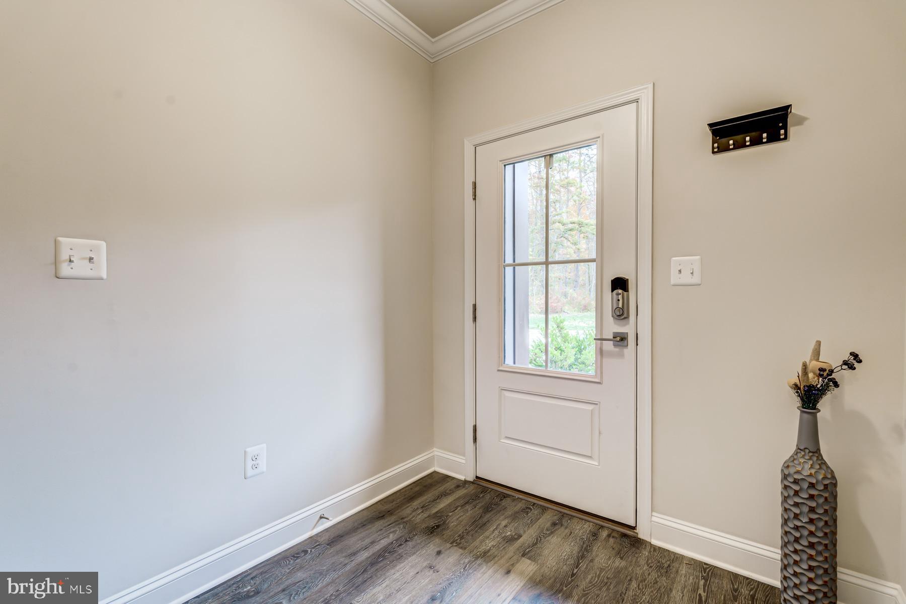 7354 Thomas Grant Dr