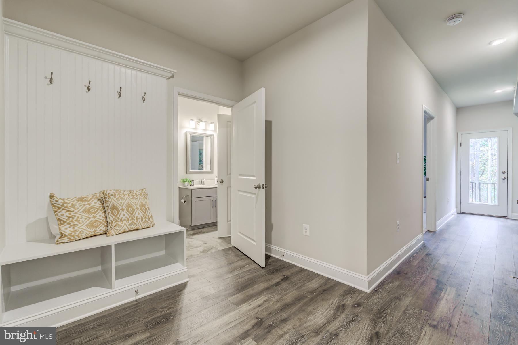 7354 Thomas Grant Dr