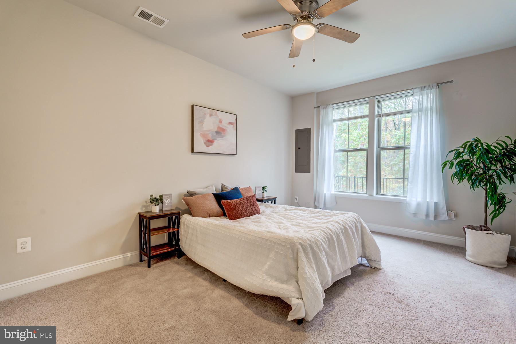 7354 Thomas Grant Dr