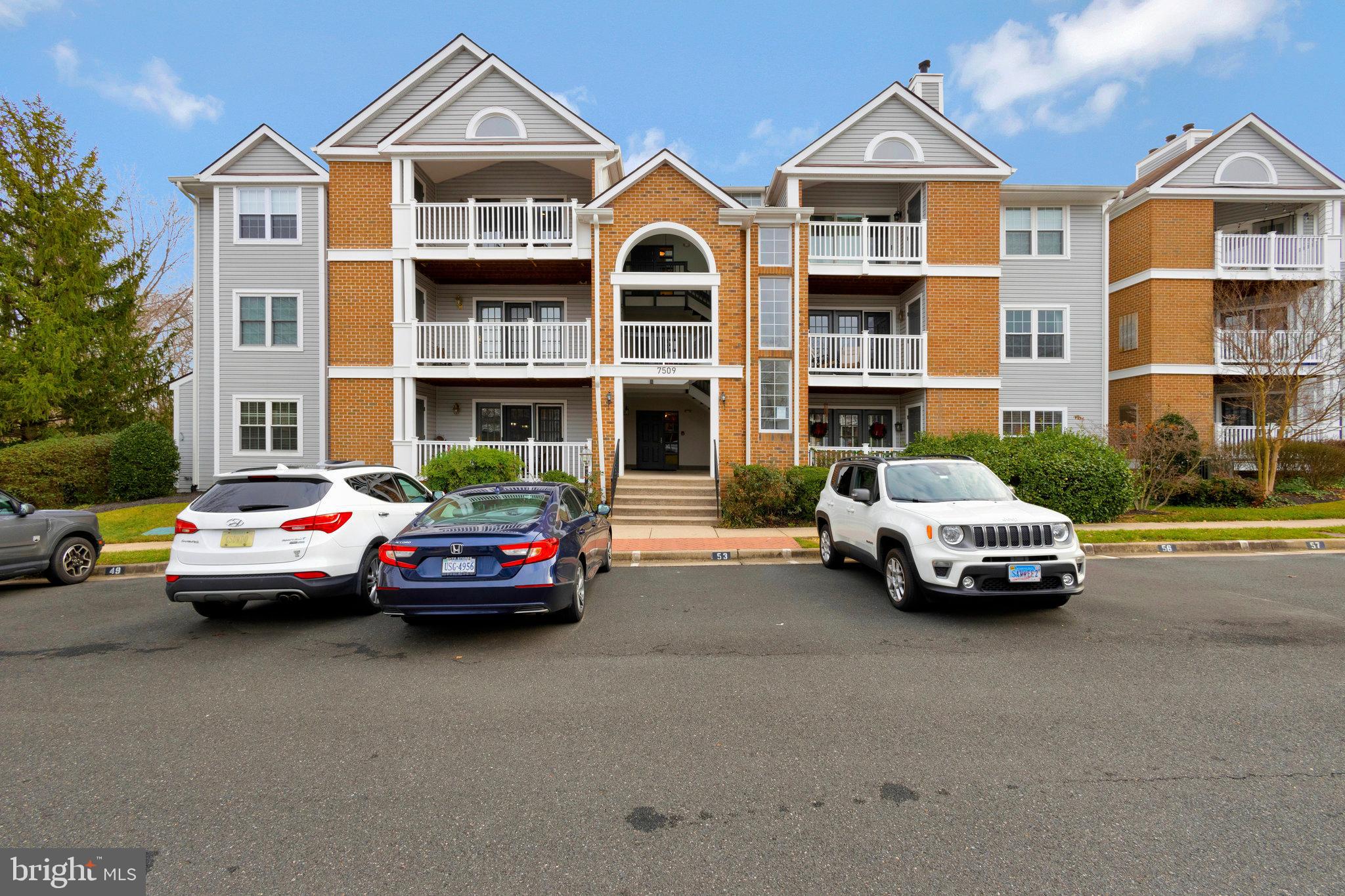 7509 Ashby LANE Unit: E
