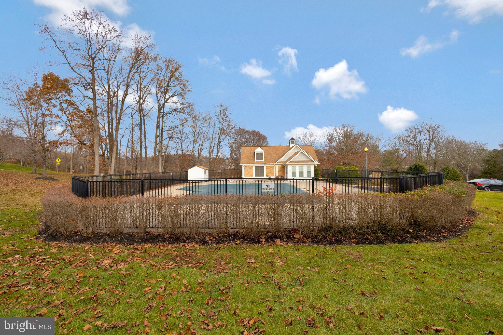 7509 Ashby LANE Unit: E