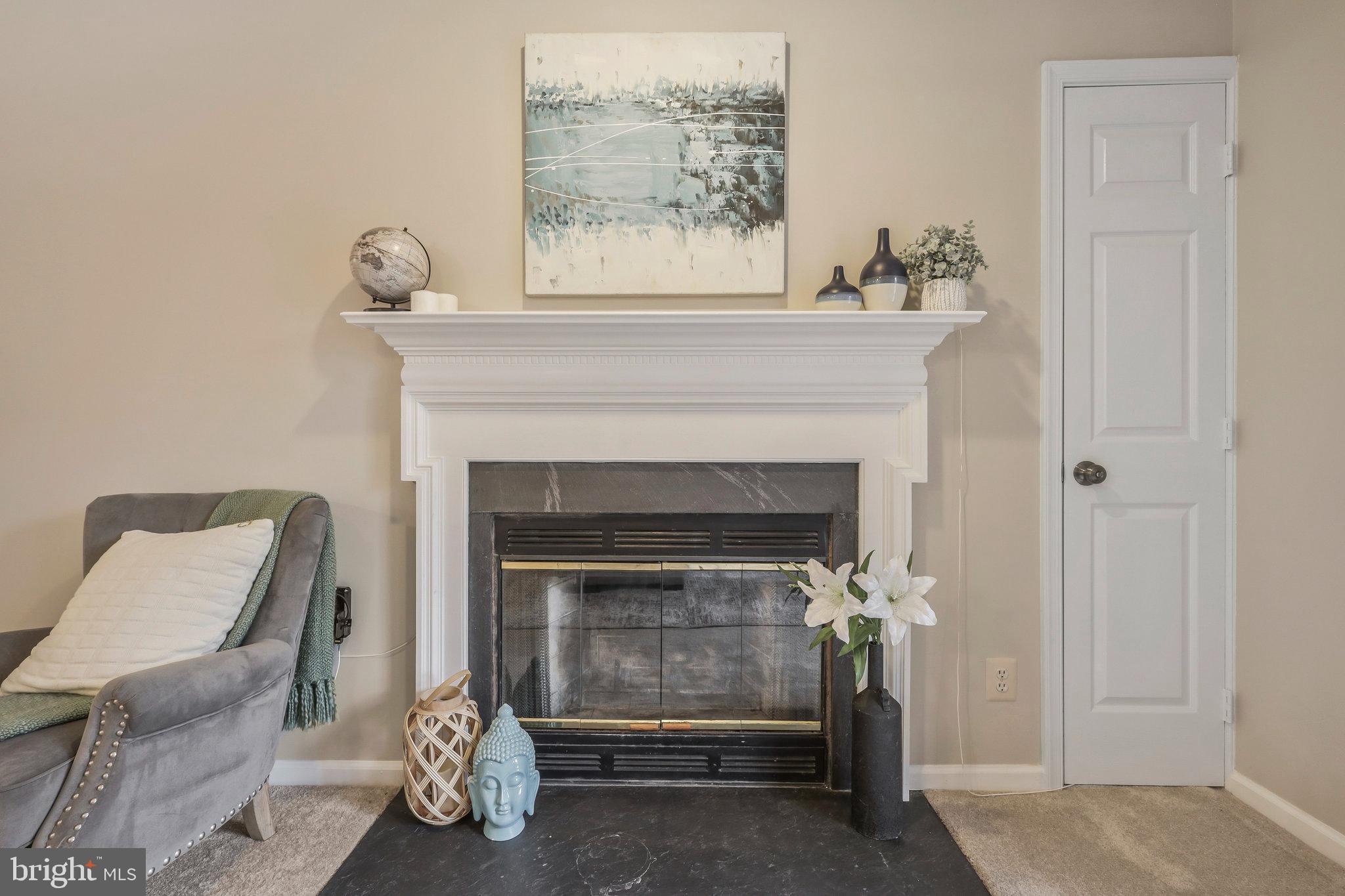 7509 Ashby LANE Unit: E