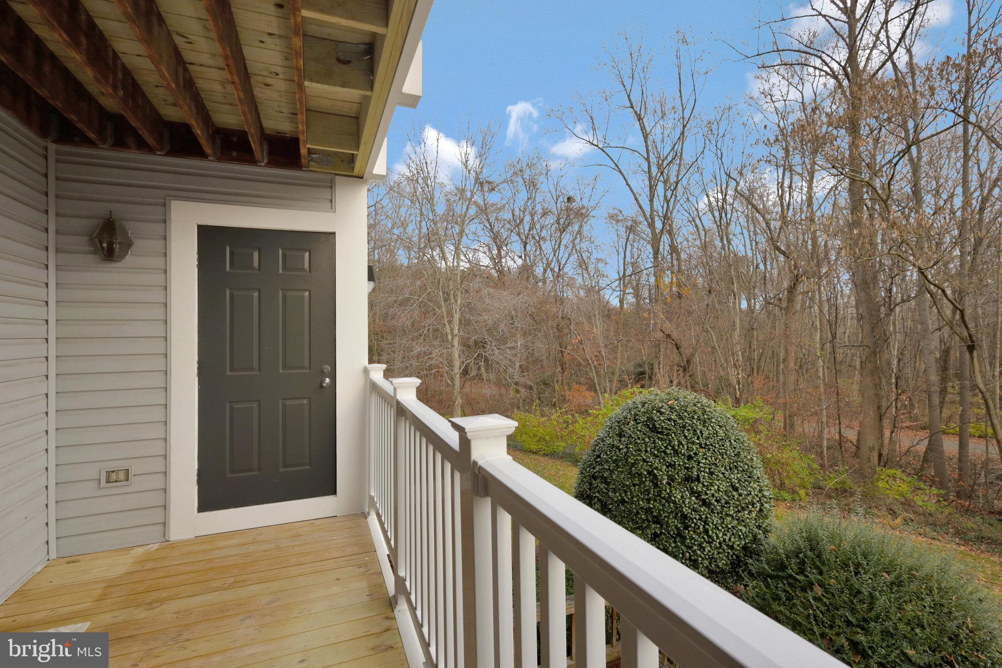 7509 Ashby LANE Unit: E