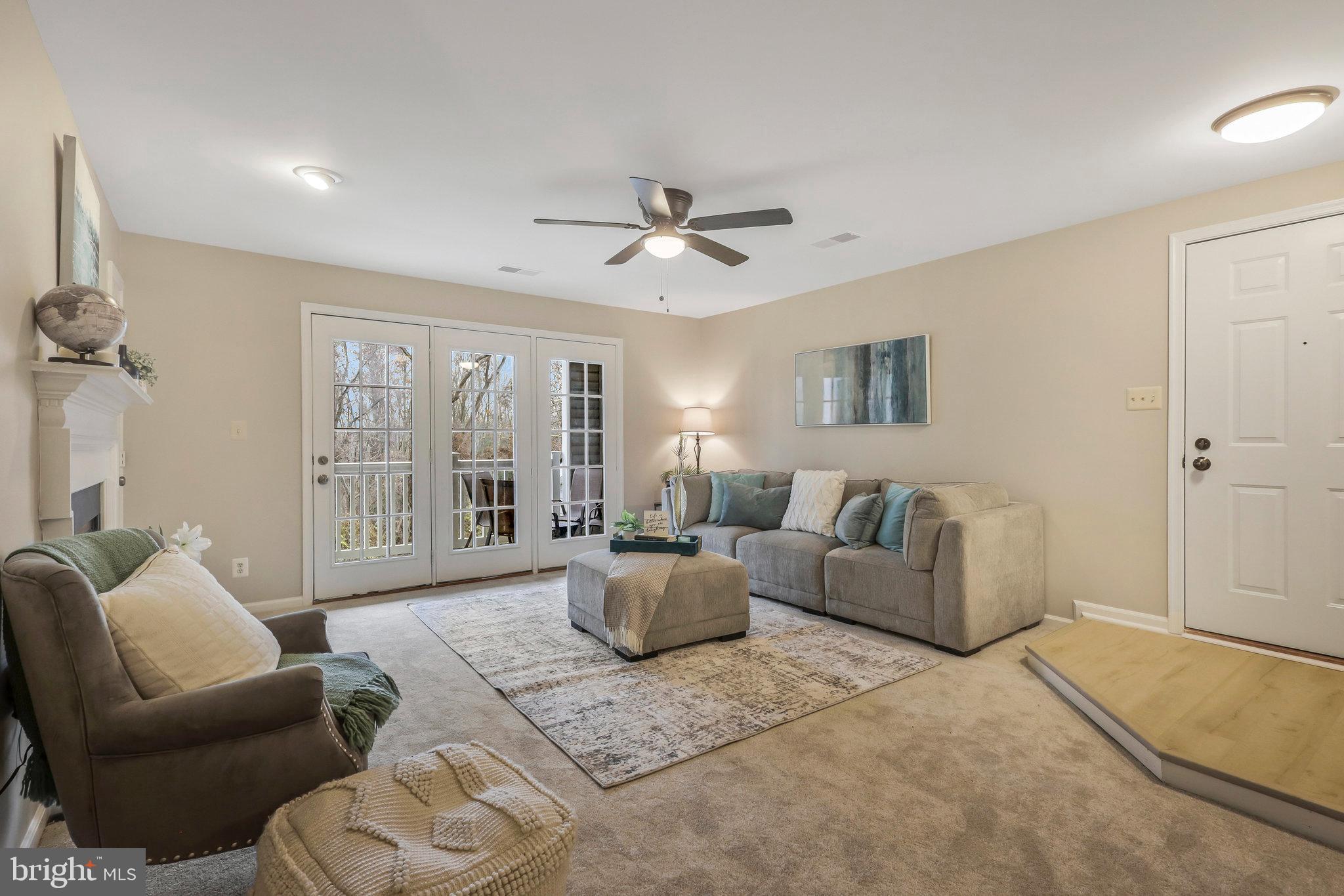 7509 Ashby LANE Unit: E