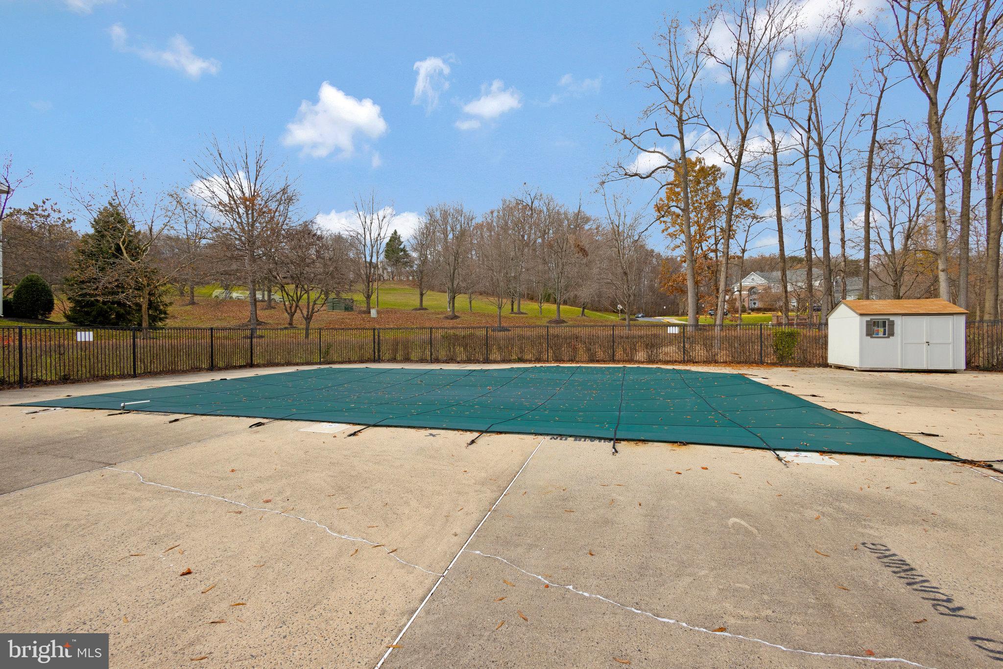 7509 Ashby LANE Unit: E