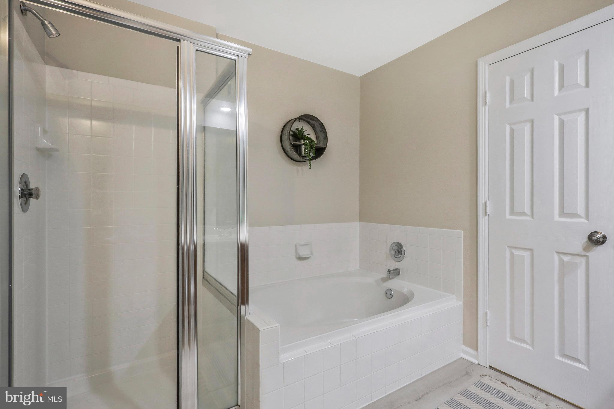 7509 Ashby LANE Unit: E