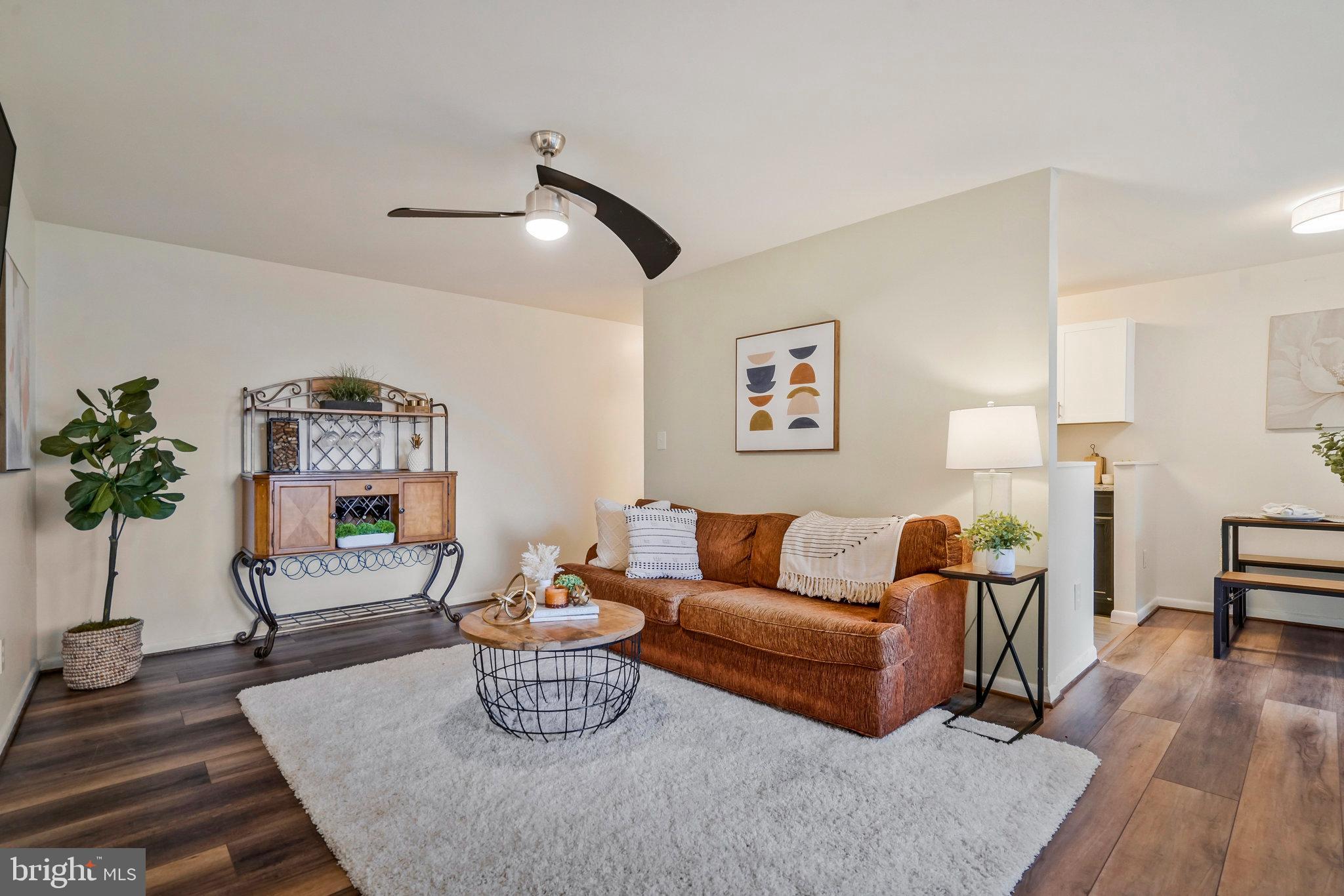 6433 Richmond HIGHWAY Unit: 101