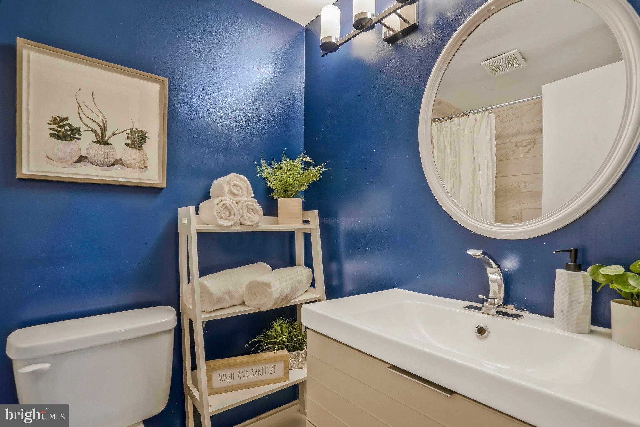 6433 Richmond HIGHWAY Unit: 101